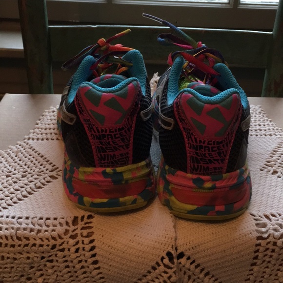 Asics Tennis Shoes - Picture 2 of 4